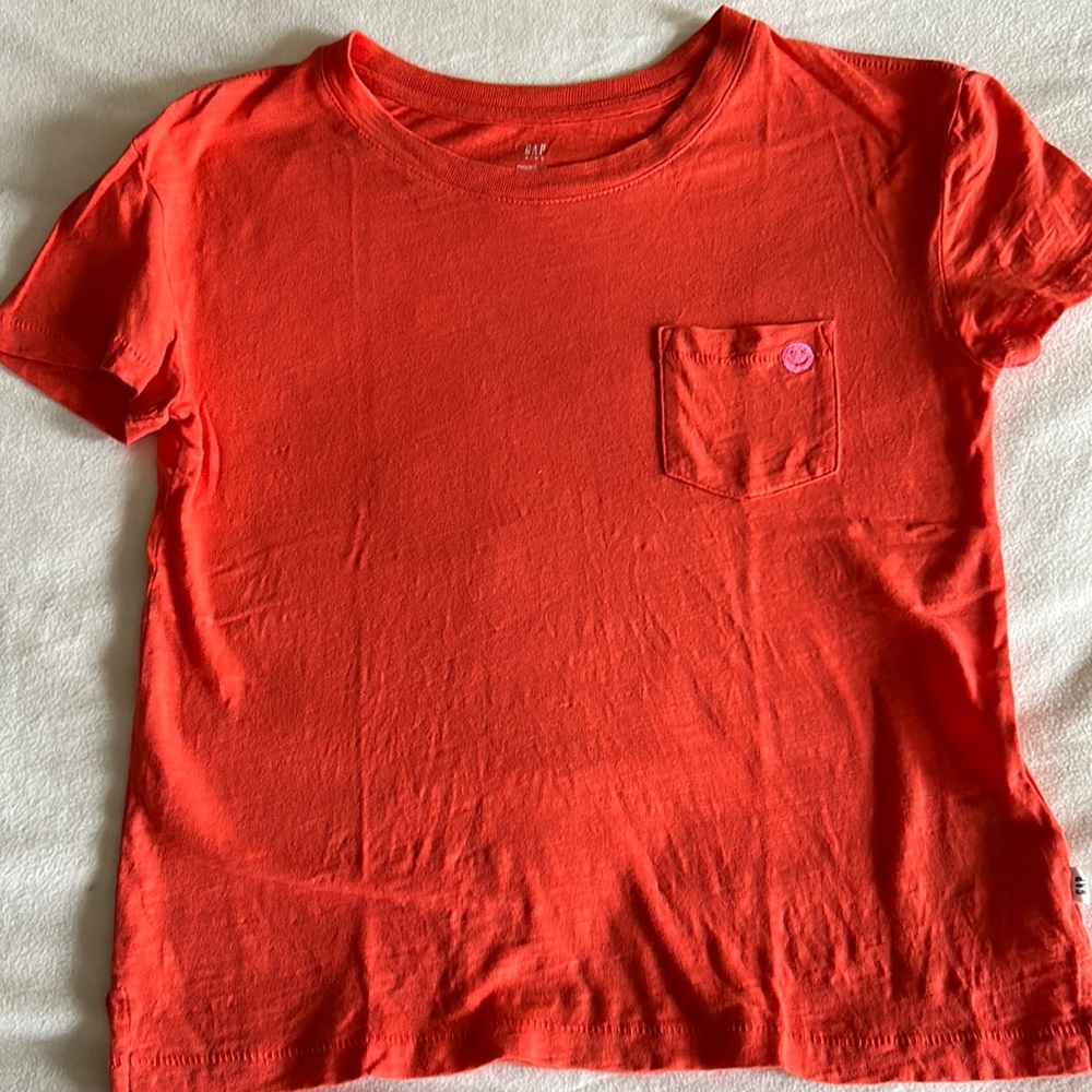 GAP Bright Red Short Sleeve Pocket Tee